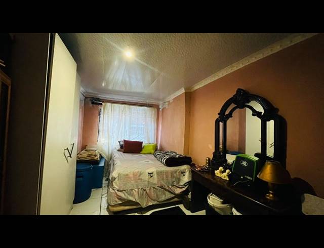 2 BEDROOM HOUSE FOR SALE IN ELDORADO PARK